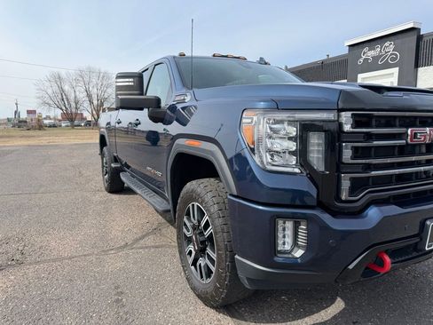 Used 2021 GMC Sierra 2500 AT4 w/ AT4 Premium Plus Package image 14
