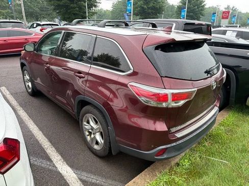 Used 2015 Toyota Highlander Limited Platinum AWD/4WD image 6