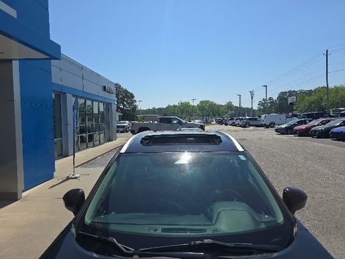 Used 2024 Nissan Rogue SV w/ SV Premium Package AWD/4WD image 47