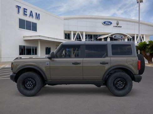 New 2026 Ford Bronco Big Bend w/ Black Diamond Package image 3