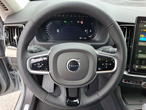 Used 2026 Volvo XC90 B6 Plus w/ Protection Package Premier AWD/4WD image 14