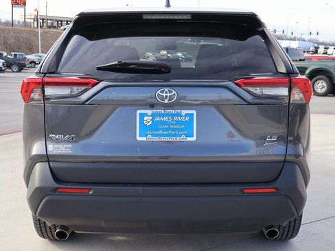 Used 2024 Toyota RAV4 LE image 4
