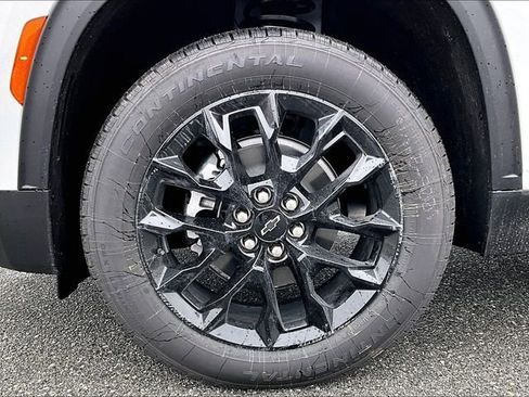 New 2026 Chevrolet Traverse LT w/ Midnight/Sport Edition image 7