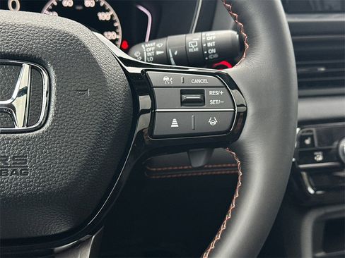 New 2025 Honda Pilot TrailSport image 25