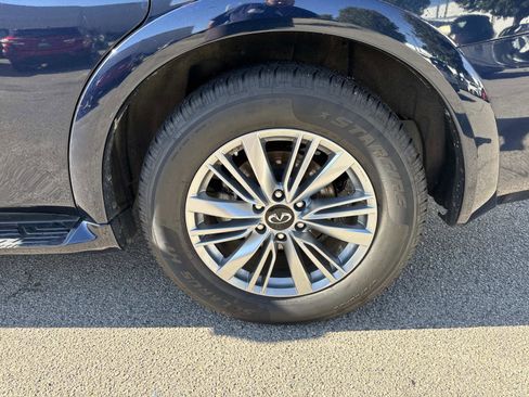 Used 2024 INFINITI QX80 Luxe image 5
