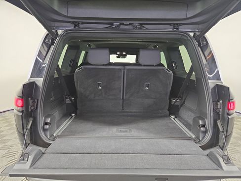 Used 2024 Rivian R1S Adventure AWD/4WD image 15