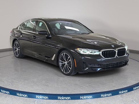 Used 2023 BMW 530i RWD image 9
