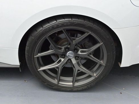 Used 2016 Ford Mustang GT w/ GT Performance Package RWD image 31