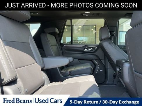 Used 2023 Chevrolet Tahoe Z71 w/ Z71 Off-Road Package AWD/4WD image 17
