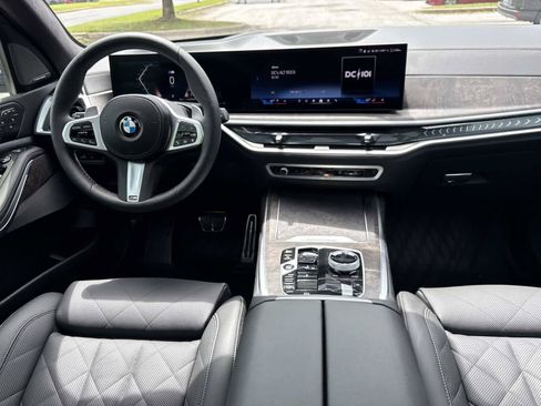 New 2026 BMW X7 xDrive40i w/ Executive Package AWD/4WD image 18