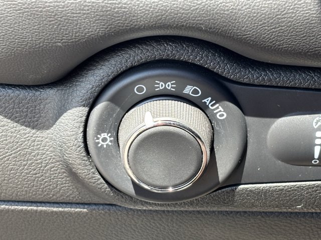 Used 2024 Dodge Durango R/T AWD/4WD image 32