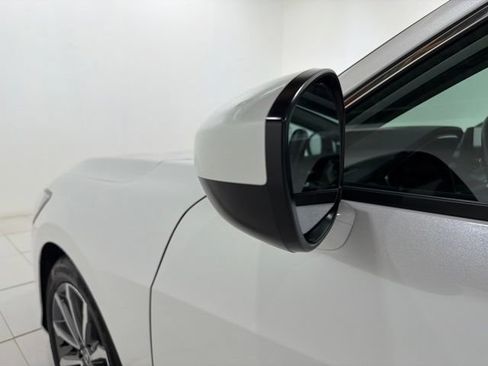 Certified 2025 Acura Integra FWD image 9