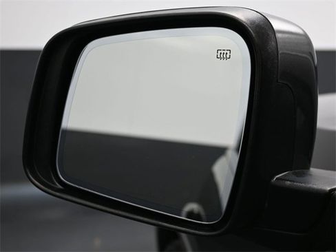 Used 2019 Dodge Durango GT image 8