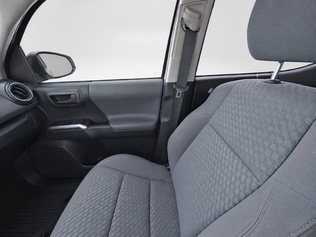 Used 2023 Toyota Tacoma SR5 w/ Technology Package RWD image 18