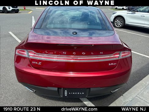Used 2016 Lincoln MKZ AWD w/ Equipment Group 300A Reserve image 4