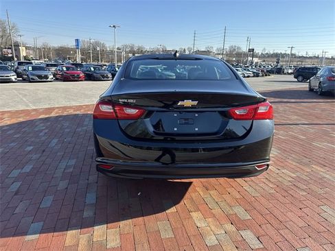 Used 2023 Chevrolet Malibu LS image 35
