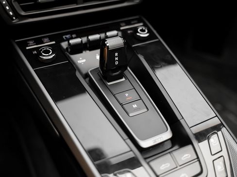 Used 2020 Porsche 911 Carrera image 52