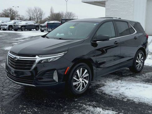 Certified 2024 Chevrolet Equinox LT w/ LPO, Floor Liner Package image 4