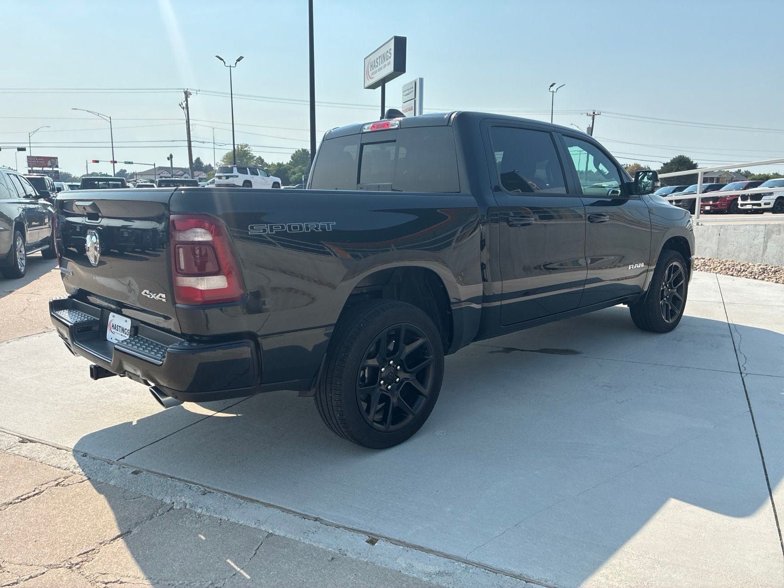 Used 2023 RAM 1500 Laramie AWD/4WD image 6