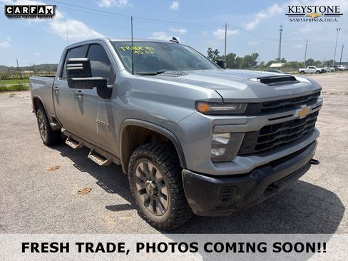 Used 2024 Chevrolet Silverado 2500 Custom w/ Custom Convenience Package AWD/4WD image 1