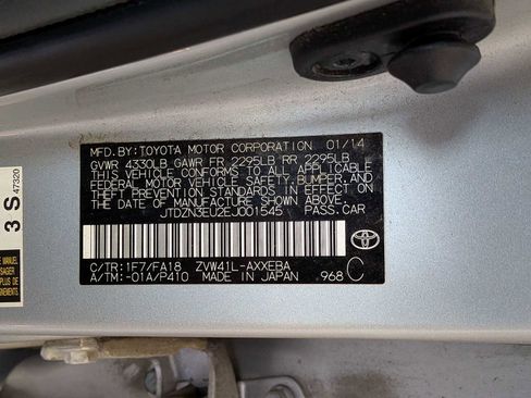 Used 2014 Toyota Prius V Two image 33