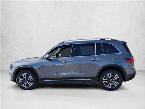 Certified 2026 Mercedes-Benz GLB 250 4MATIC image 5