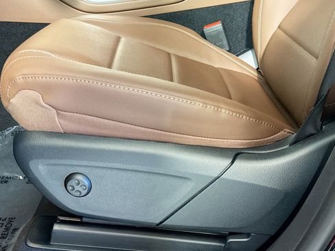 New 2026 Mercedes-Benz GLS 450 GLS 450 4MATIC SUV image 17