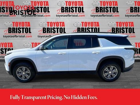 Used 2026 Chevrolet Traverse LT w/ Driver Confidence Package AWD/4WD image 7