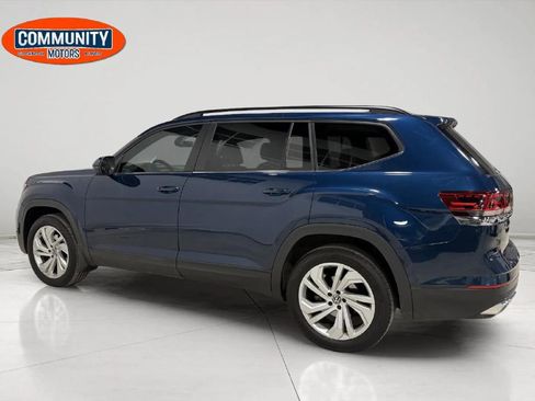 Used 2021 Volkswagen Atlas SE image 3