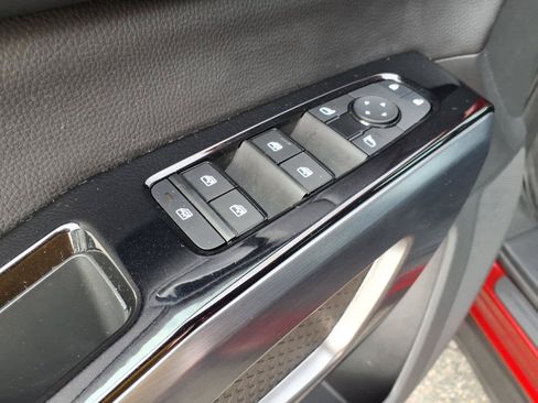 Certified 2024 Nissan Pathfinder SL AWD/4WD image 19