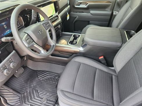 New 2026 Chevrolet Silverado 2500 LT w/ Trail Boss Package AWD/4WD image 4