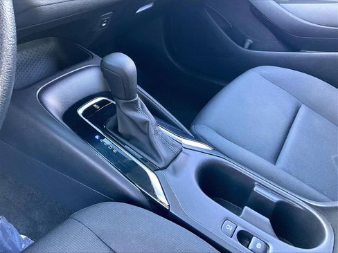 Used 2023 Toyota Corolla LE image 19