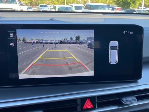 Used 2025 Kia Sorento S w/ Panoramic Sunroof Package FWD image 16