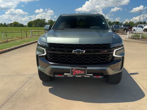 Used 2023 Chevrolet Tahoe Z71 w/ Luxury Package image 4