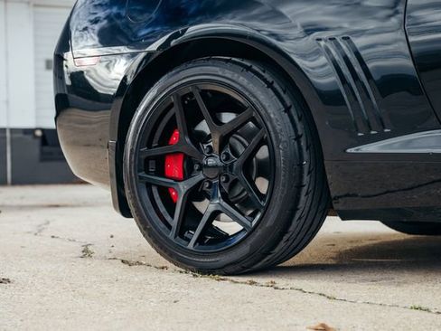 Used 2011 Chevrolet Camaro SS w/ Interior Accent Trim Package image 41