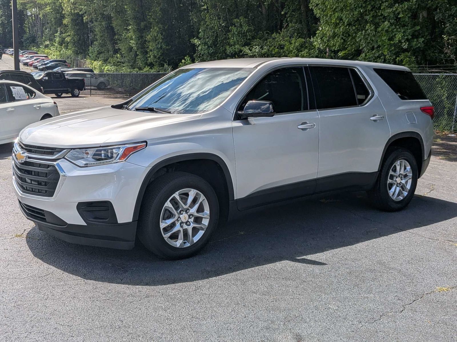 Used 2020 Chevrolet Traverse LS FWD image 8