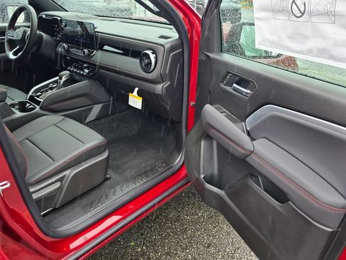 New 2026 Chevrolet Colorado Z71 w/ Z71 Convenience Package 2 AWD/4WD image 13