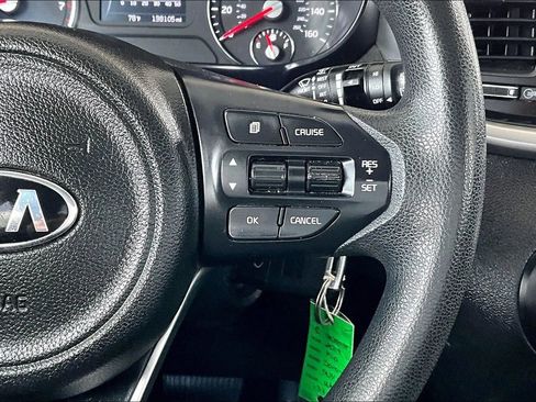 Used 2017 Kia Sorento AWD image 11