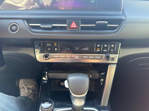 Used 2025 Kia Seltos EX w/ EX Sunroof Package AWD/4WD image 26