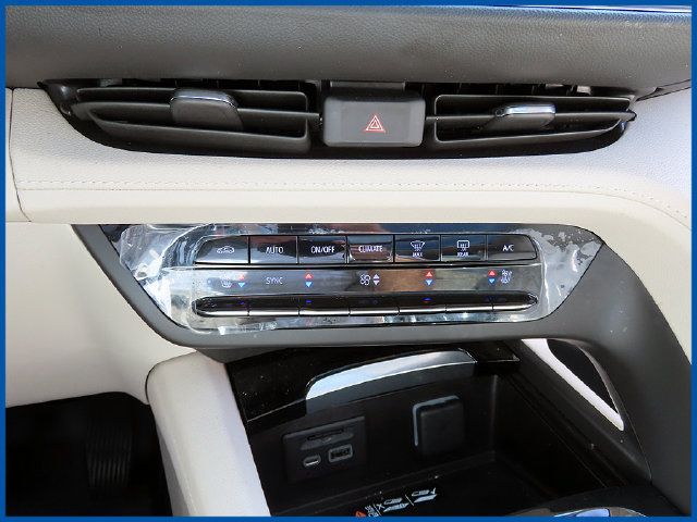 Used 2023 Buick Envision Avenir AWD/4WD image 22
