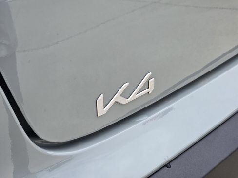 New 2026 Kia K4 FWD image 8