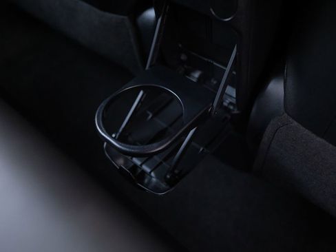 Used 2014 Toyota Prius C Four image 34