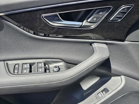 New 2025 Audi Q7 2.0T Premium Plus image 10