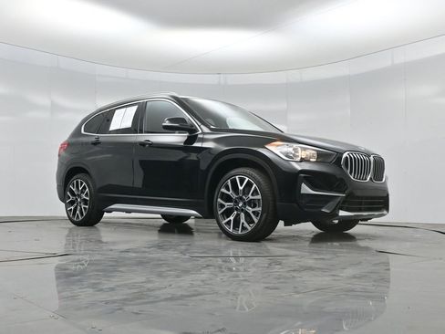 Used 2021 BMW X1 sDrive28i FWD image 2