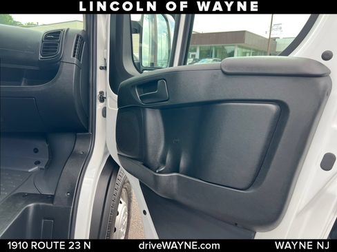 Used 2023 RAM ProMaster 1500 w/ Driver Convenience Group FWD image 17
