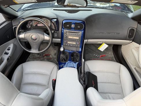 Used 2006 Chevrolet Corvette Convertible image 14