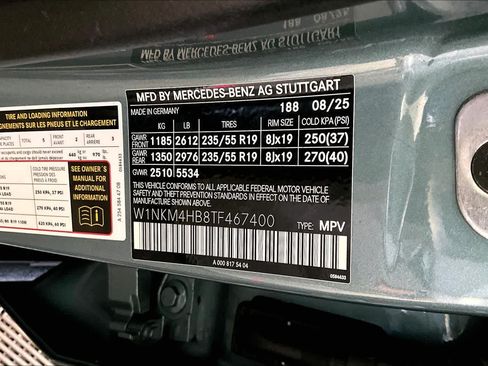 Used 2026 Mercedes-Benz GLC 300 4MATIC image 34