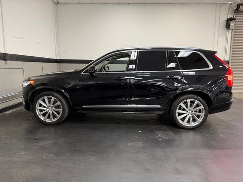Used 2023 Volvo XC90 B6 Plus AWD/4WD image 9