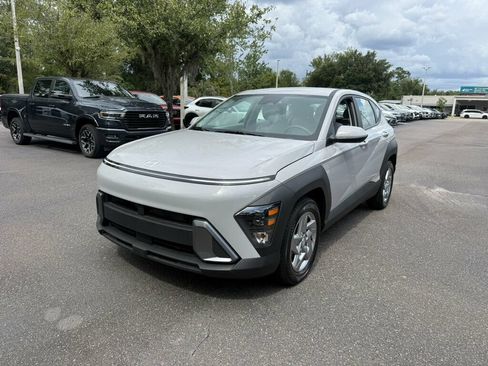 Used 2026 Hyundai Kona SE FWD image 1
