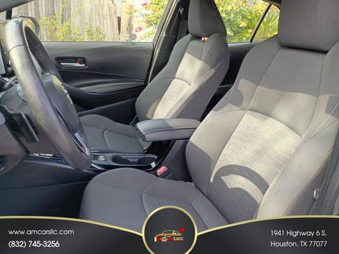 Used 2021 Toyota Corolla SE w/ SE Preferred Package FWD image 4